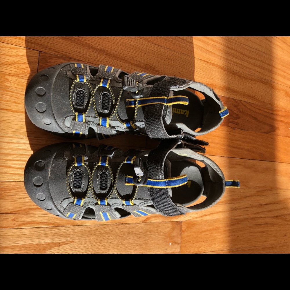 Boy’s Kamik Sandel  with robber sole.